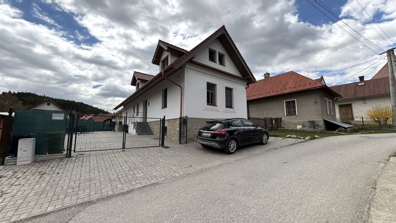 Náhľad 3D prehliadky ubytovania v Mengusovciach