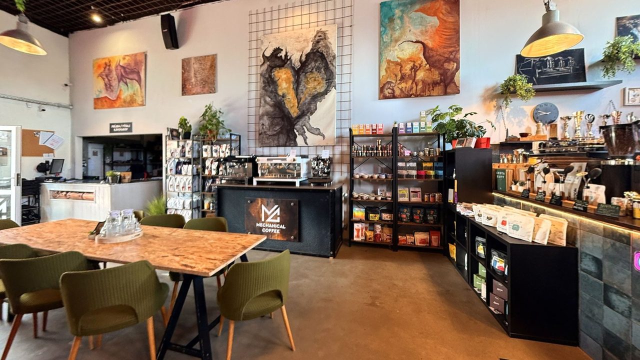 Náhľad 3D prehliadky kaviarne Mechanical Coffee v Poprade